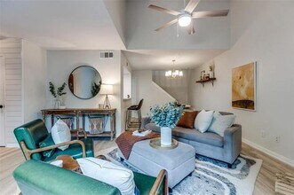 7640 W Greenway Blvd in Dallas, TX - Building Photo - Building Photo