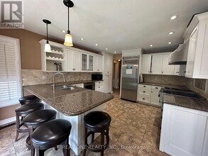 3944 Glamis Ct in Mississauga, ON - Building Photo - Building Photo