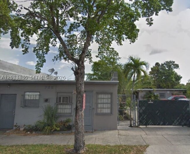 property at 725 Opa-locka Blvd