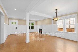 26616 NE Valley St in Duvall, WA - Building Photo - Building Photo