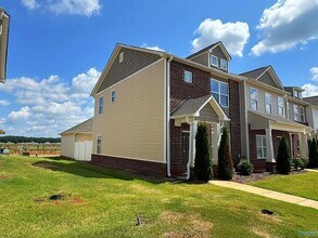 346 Falling Water Ln SW in Madison, AL - Building Photo - Building Photo