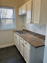 120 Walnut St in Fall River, MA - Building Photo - Building Photo