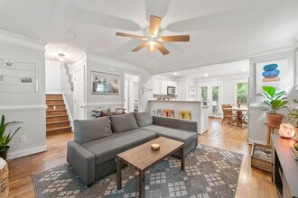 3135 Alston Dr in Decatur, GA - Building Photo - Building Photo