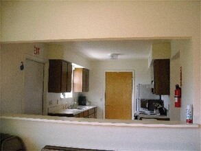 403 Mesquite St in Menard, TX - Building Photo - Building Photo