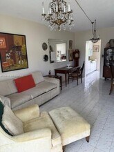 450 Golden Isles Dr, Unit 2G in Hallandale Beach, FL - Building Photo - Building Photo