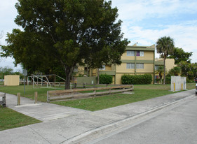 13300 SW 47th St Apartments