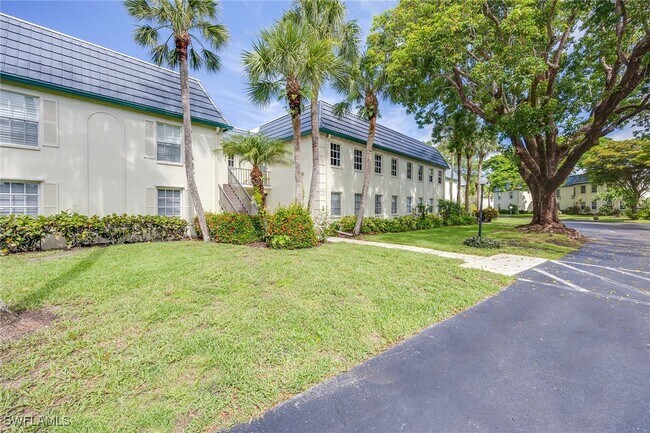 property at 209 Bobolink Way