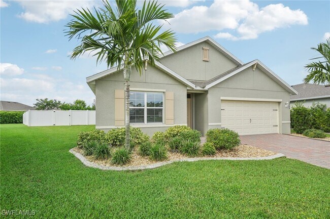 2726 Foralesca Ct in Cape Coral, FL - Building Photo - Building Photo