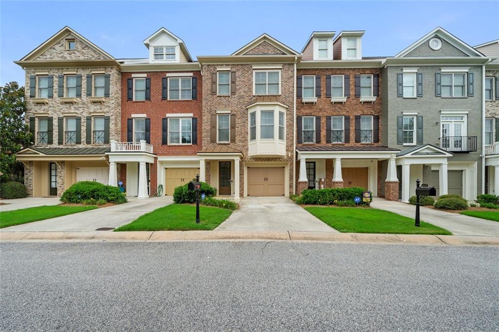 6424 Queens Court Trace in Mableton, GA - Building Photo