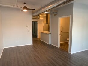 1020 Lomas Blvd NW-Unit -2 in Albuquerque, NM - Building Photo - Building Photo