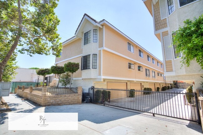 property at 111 N Moore Ave