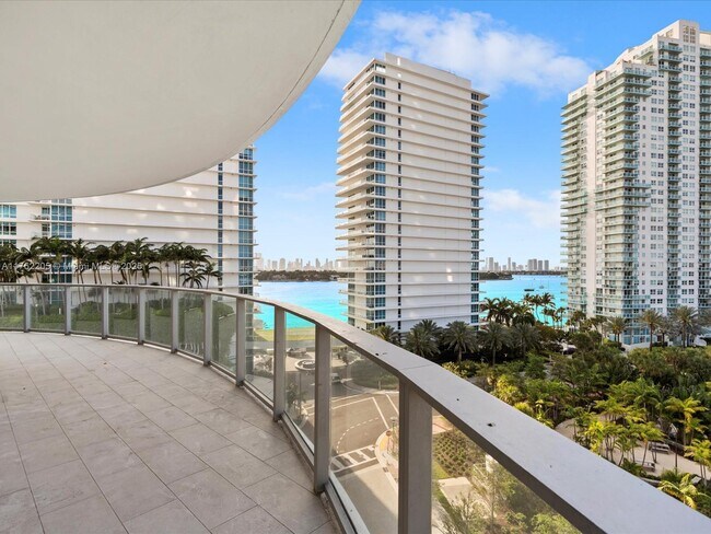 500 Alton Rd in Miami Beach, FL - Building Photo - Building Photo