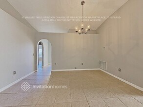 1622 Hudderfield Cir W in Jacksonville, FL - Building Photo - Building Photo