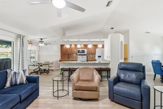 6211 65th Pl E in Palmetto, FL - Building Photo - Building Photo