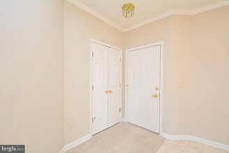 2701 Bellforest Ct in Vienna, VA - Building Photo - Building Photo