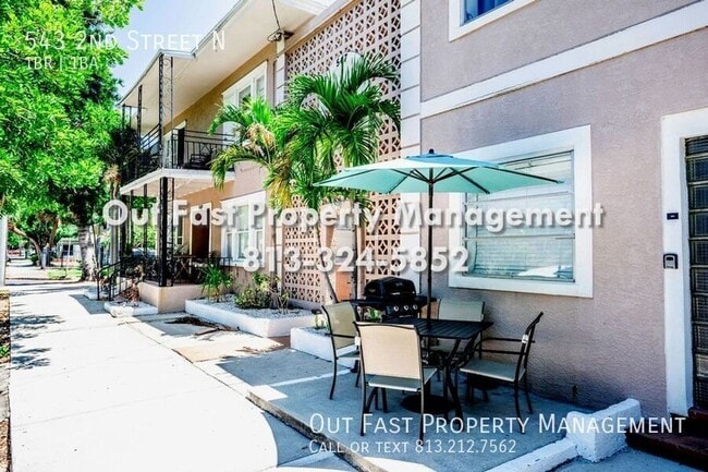 543 2nd St N in St. Petersburg, FL - Foto de edificio - Building Photo