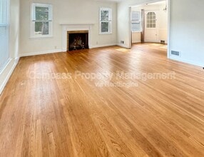 1733 Batchawana St SE in Grand Rapids, MI - Building Photo - Building Photo