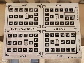 4650 Koval Ln in Las Vegas, NV - Building Photo - Building Photo