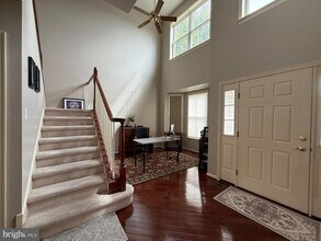 240 Honey Hollow Ln in Chalfont, PA - Foto de edificio - Building Photo