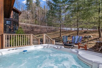 20 Yellow Birch Cir in Lincoln, NH - Foto de edificio - Building Photo