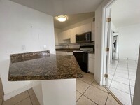 5313 Collins Ave, Unit 510 - 6