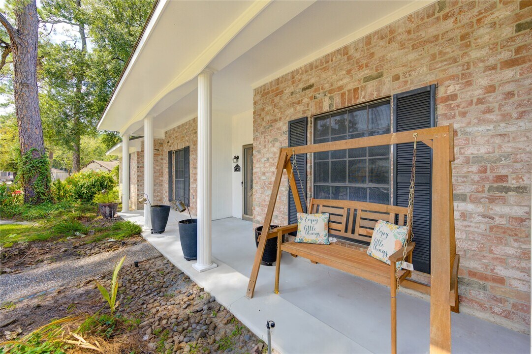 5930 Miller Valley Dr in Houston, TX - Building Photo