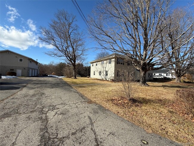375 NY-292 in Holmes, NY - Building Photo - Building Photo