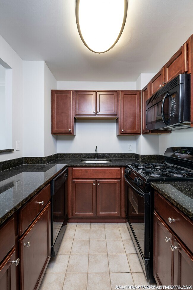 1410 Columbia Rd, Unit 8H