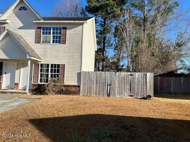 102 Mesa Ln in Jacksonville, NC - Building Photo