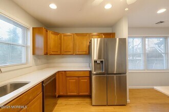 268 NJ-36 in Port Monmouth, NJ - Building Photo - Building Photo