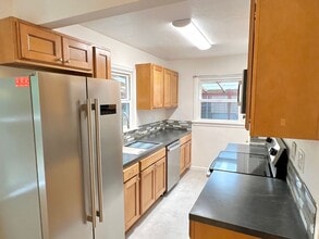 9807 N Smith St in Portland, OR - Building Photo - Building Photo