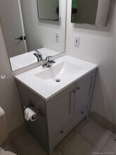 2220 N Cypress Bend Dr-Unit -504 in Pompano Beach, FL - Building Photo - Building Photo