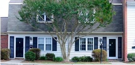 Legacy at Tech Center in Newport News, VA - Building Photo - Building Photo