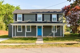 6628 Johnston St in Petersburg, VA - Building Photo