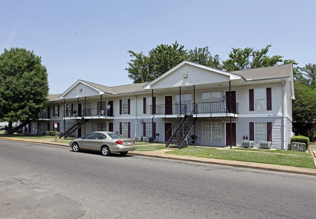 Summit Park Apartments in Memphis, TN - Foto de edificio - Building Photo