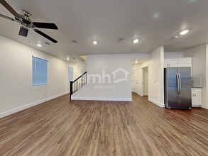 6678 Spriggel St in Meridian, ID - Building Photo - Building Photo
