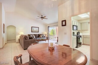 3013 Sungold Dr in Las Vegas, NV - Building Photo - Building Photo