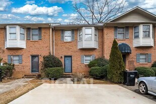 3417 Wisterwood Ln in Birmingham, AL - Building Photo