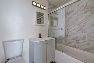 22 Cottage St in South Orange, NJ - Building Photo - Building Photo