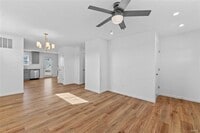 300 Newbridge Wy photo'