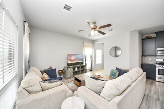 13323 Colina Mdws Ln in Houston, TX - Building Photo - Building Photo