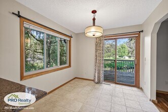 12152 Robin Rd in Maple Grove, MN - Building Photo - Building Photo