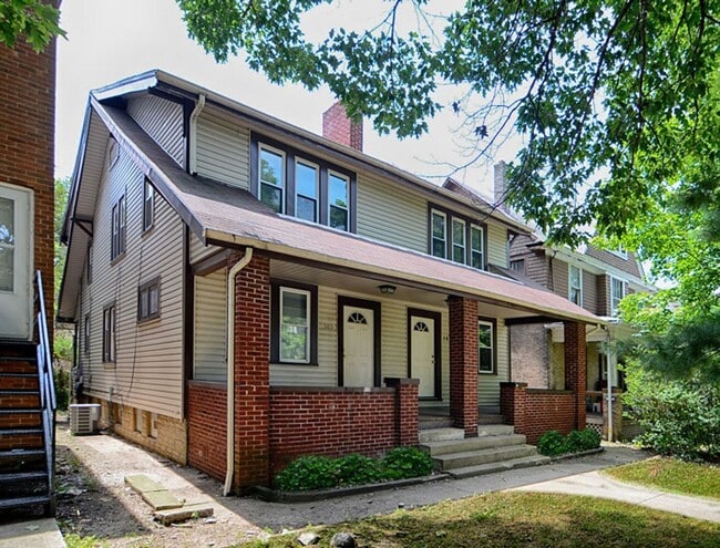 property at 385 E 13th Ave