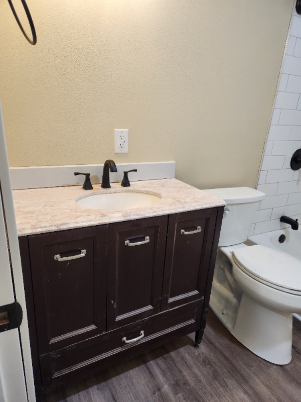 974 SE Roberts Ave in Gresham, OR - Building Photo - Building Photo