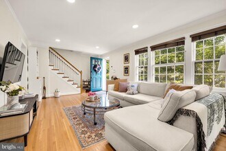 1802 August Dr in Silver Spring, MD - Building Photo - Building Photo