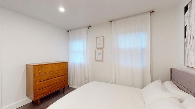 property at 11833 Overlook Dr