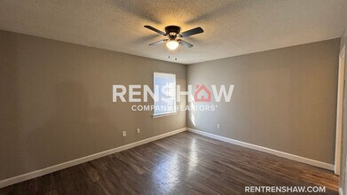 3247 13 Colony Mall in Memphis, TN - Building Photo - Building Photo