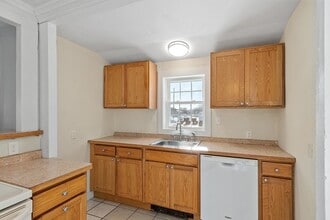 88 Baker St in Gardner, MA - Foto de edificio - Building Photo