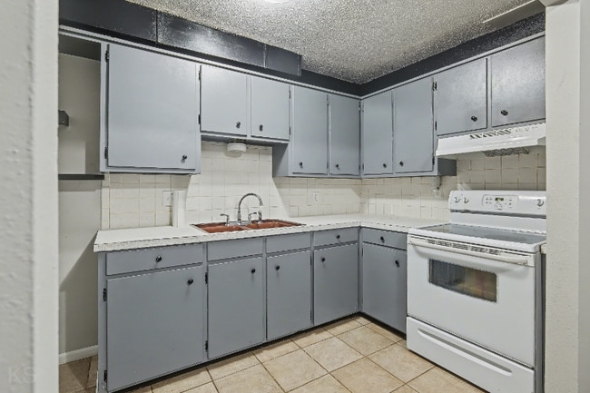 600 S Missouri Ave in Sedalia, MO - Building Photo - Building Photo