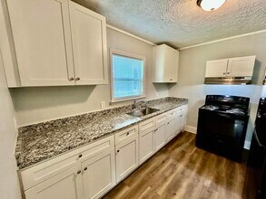 29 Chappell Rd NW in Atlanta, GA - Building Photo - Building Photo